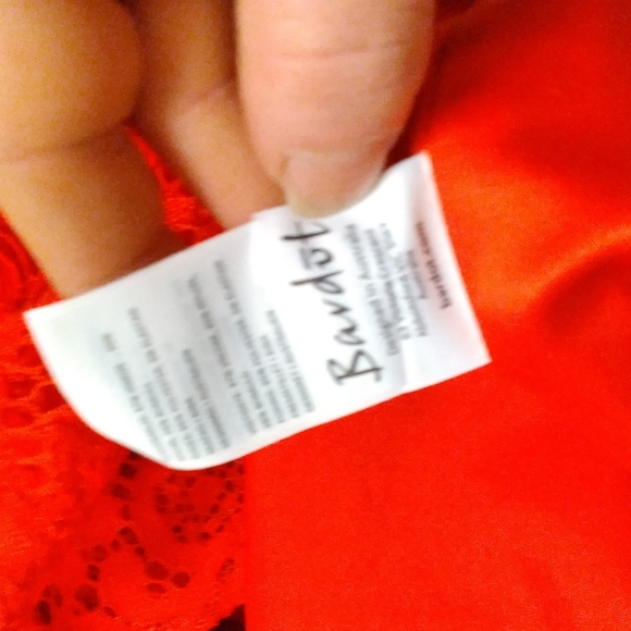 BARDOT Red Lace Off-the-shoulder Dress - Picture 5 of 10